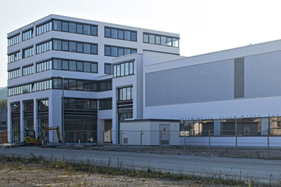 Richtfest für Produktions- und Entwicklungsgebäude in Jena: EPC Tochter HI Bauprojekt als Generalplaner für AIRBUS (ehemals EADS)